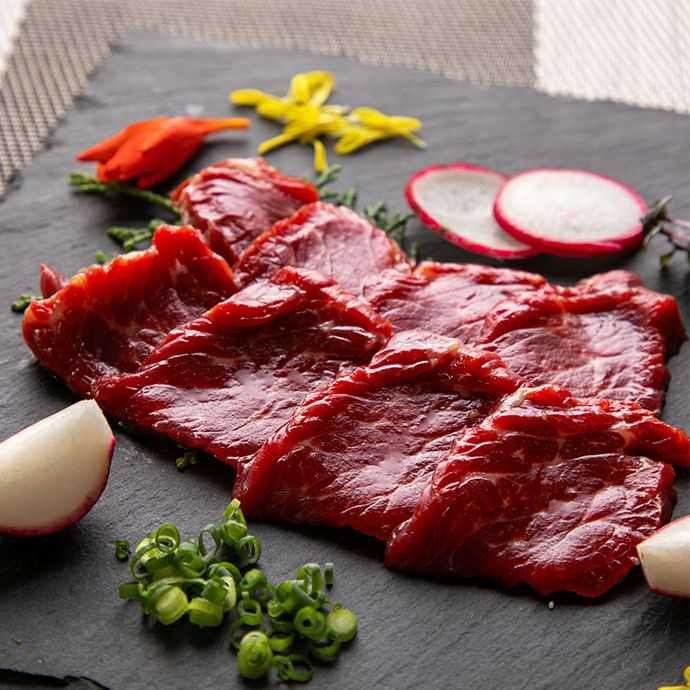 お中元やお歳暮におすすめ！馬刺しギフトを取り扱うお店をご紹介！